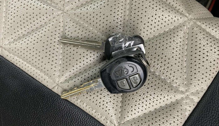 2021 Maruti S PRESSO VXI+, Petrol, Manual, 42,343 km, Key Close Up