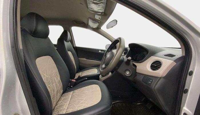 2018 Hyundai Grand i10 SPORTZ 1.2 KAPPA VTVT, Petrol, Manual, 27,591 km, Right Side Front Door Cabin