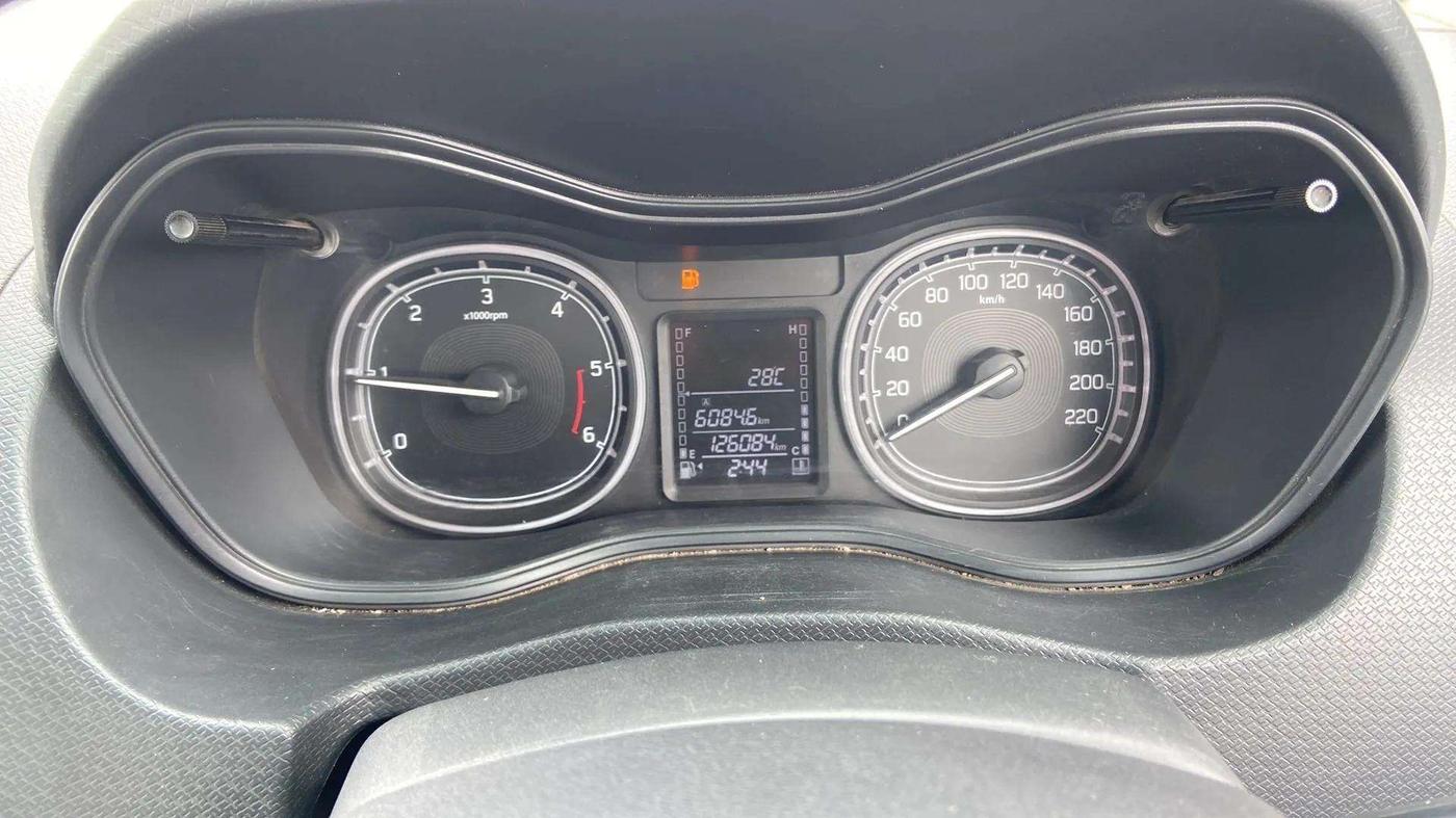 2016 Maruti Vitara Brezza ZDI PLUS DUAL TONE, Diesel, Manual, 1,26,131 km, Odometer Image