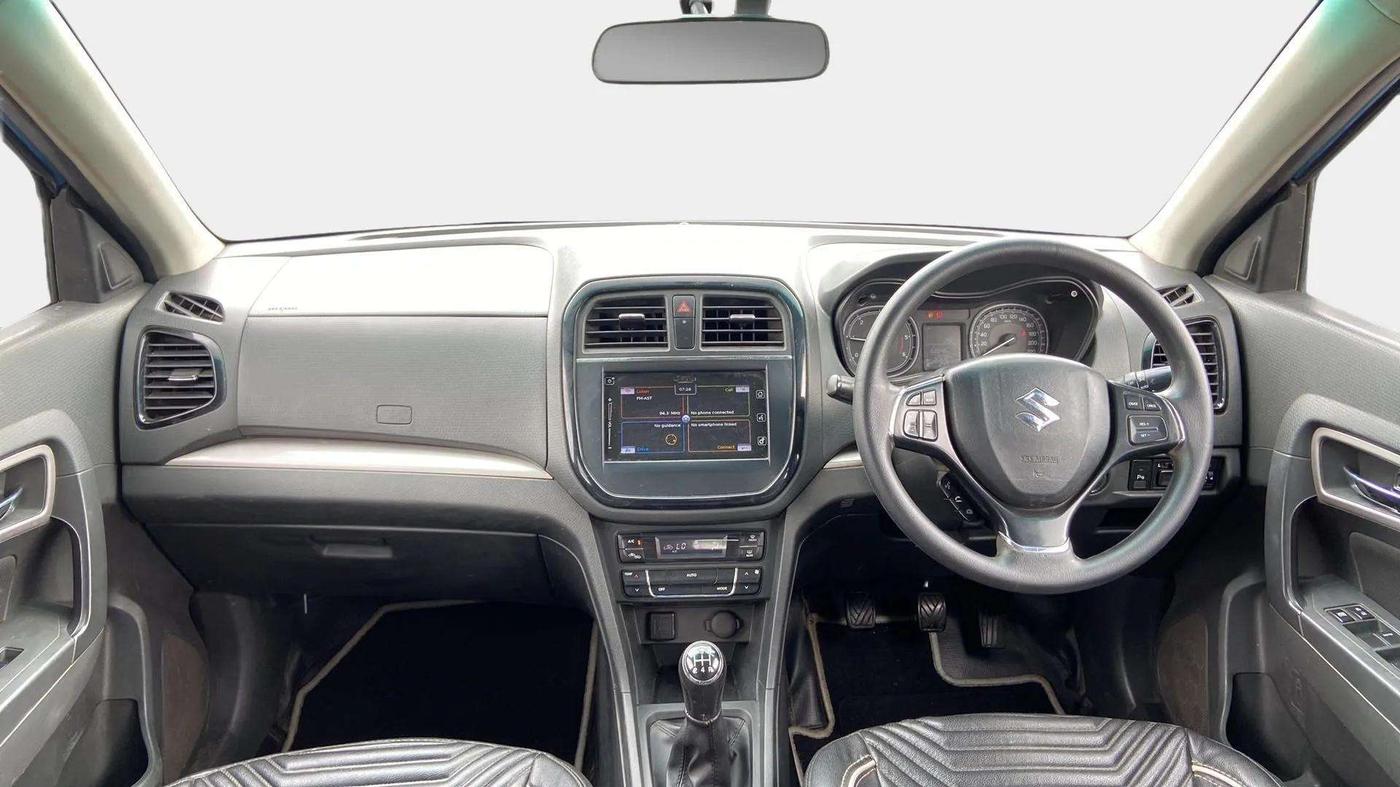 2016 Maruti Vitara Brezza ZDI PLUS DUAL TONE, Diesel, Manual, 1,26,131 km, Dashboard