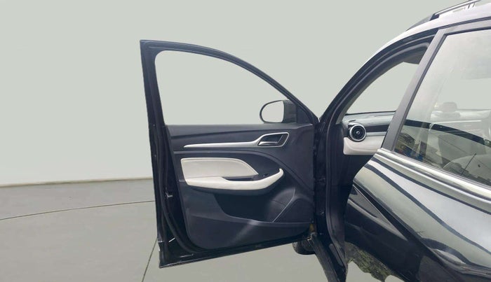 2022 MG ASTOR SHARP 1.5 MT, Petrol, Manual, 38,782 km, LHS Front Door