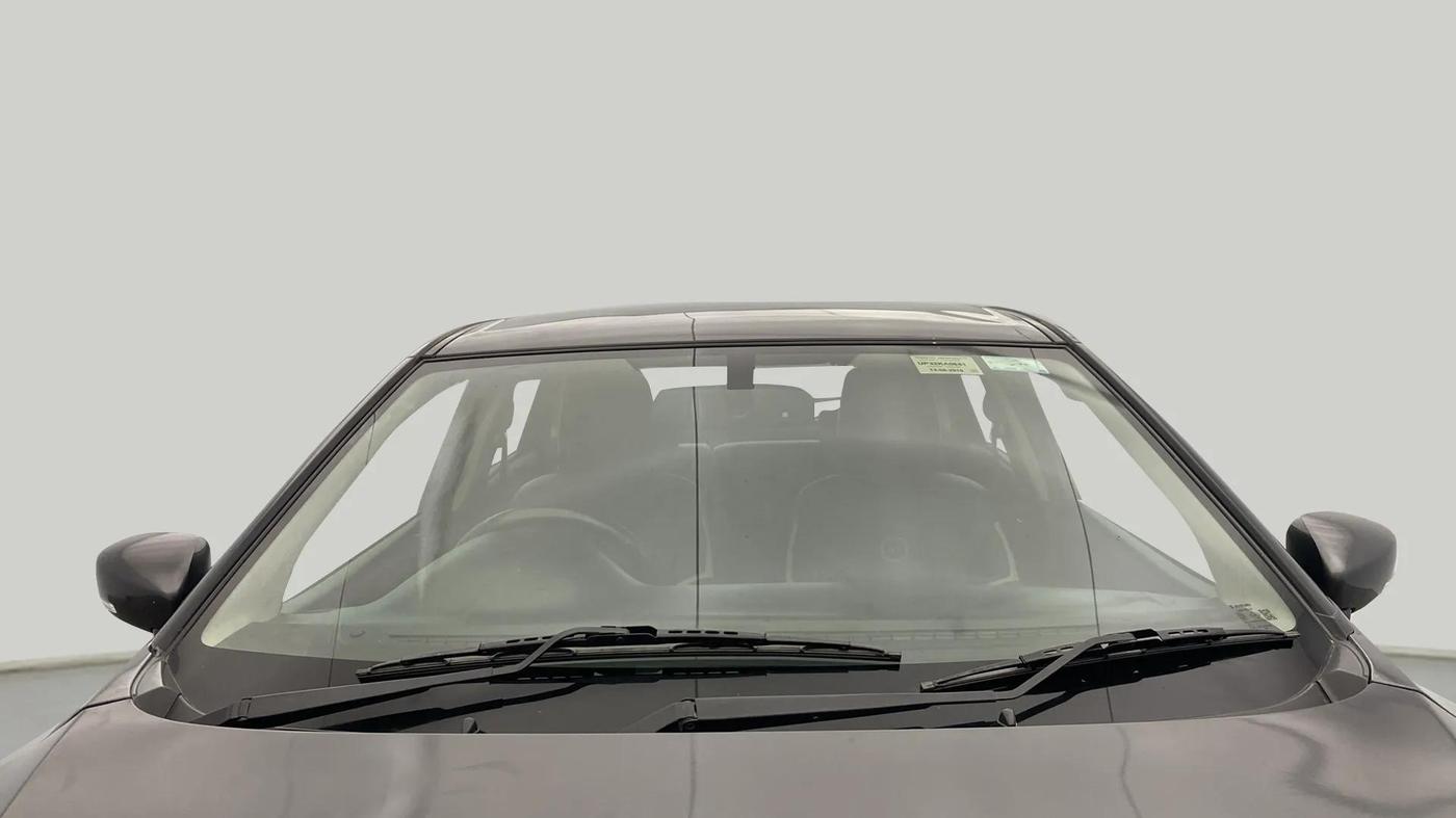 2018 Maruti Baleno ZETA DIESEL 1.3, Diesel, Manual, 81,173 km, Front Windshield