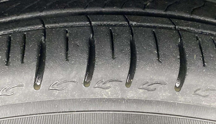 2021 Tata TIGOR XZ PLUS PETROL, Petrol, Manual, 63,891 km, Right Front Tyre Tread
