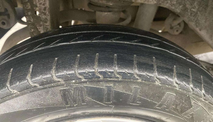 2016 Maruti Alto 800 LXI, Petrol, Manual, 70,090 km, Right Rear Tyre Tread