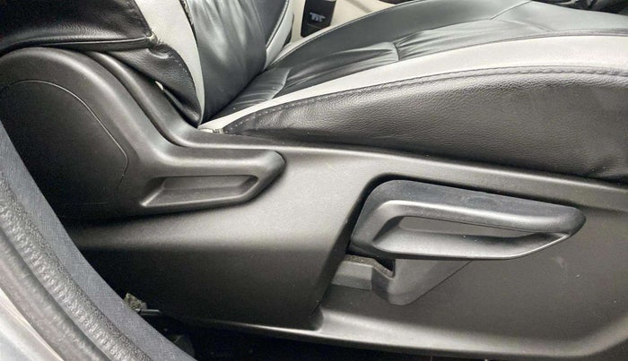2021 Tata NEXON XZ PLUS (O) PETROL, Petrol, Manual, 68,962 km, Driver Side Adjustment Panel