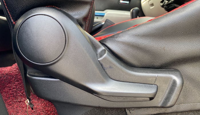 2018 Maruti IGNIS DELTA 1.2 AMT, Petrol, Automatic, 79,568 km, Driver Side Adjustment Panel