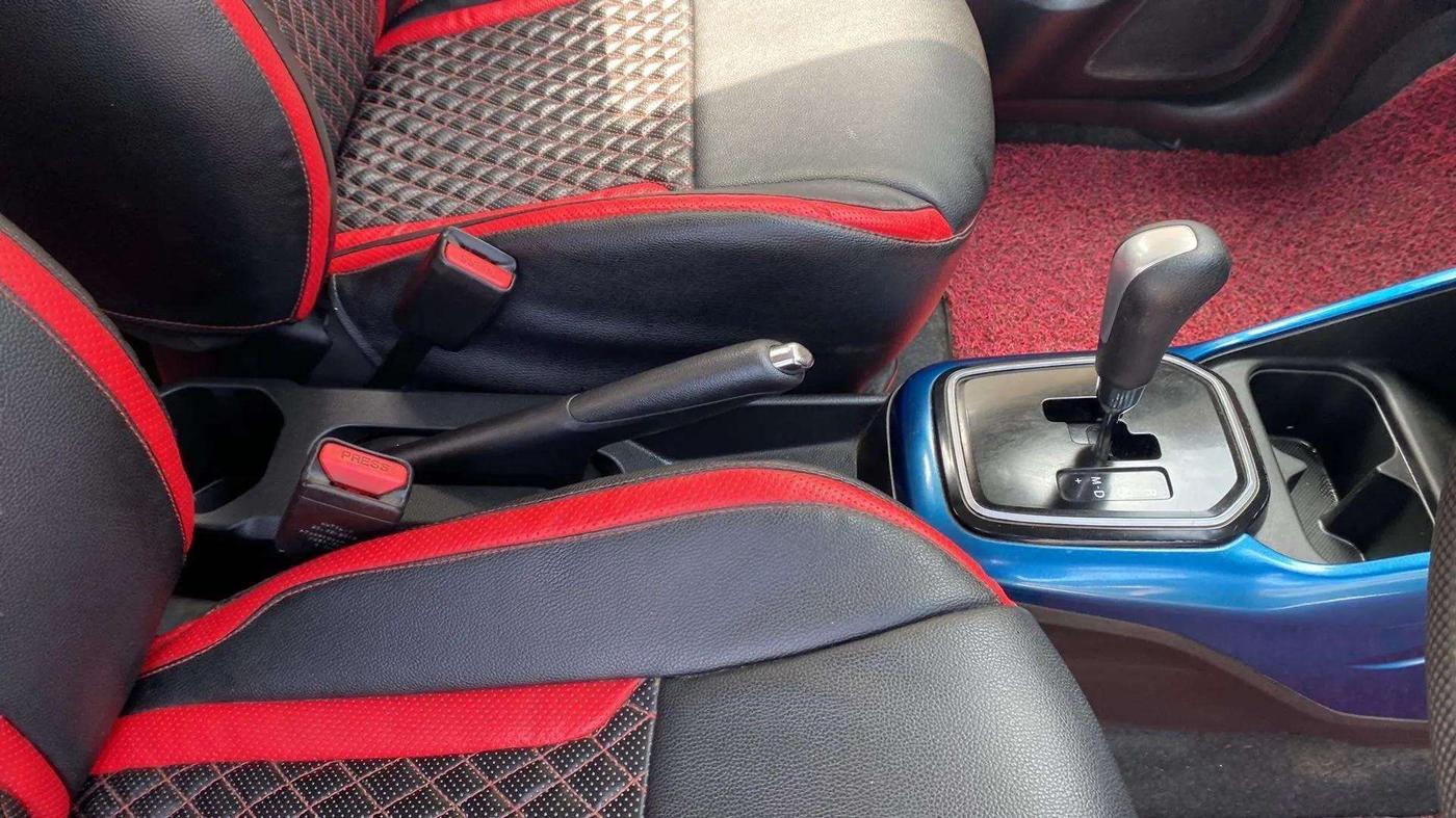 2018 Maruti IGNIS DELTA 1.2 AMT, Petrol, Automatic, 80,281 km, Gear Lever