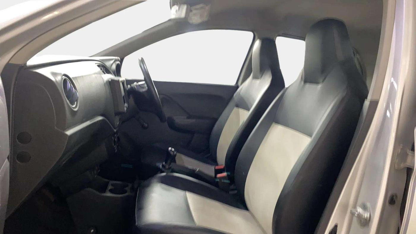 2023 Maruti Alto K10 LXI, Petrol, Manual, 27,073 km, Right Side Front Door Cabin