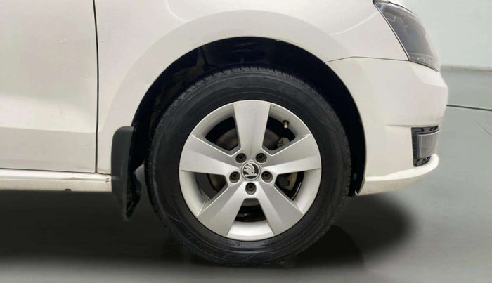 2019 Skoda Rapid AMBITION 1.6 MPI MT, Petrol, Manual, 60,848 km, Right Front Wheel