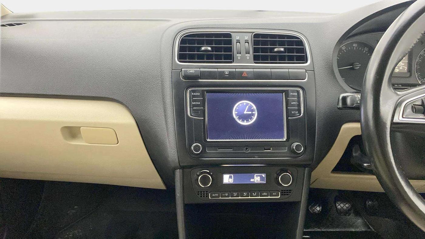 2019 Skoda Rapid AMBITION 1.6 MPI MT, Petrol, Manual, 60,848 km, Air Conditioner