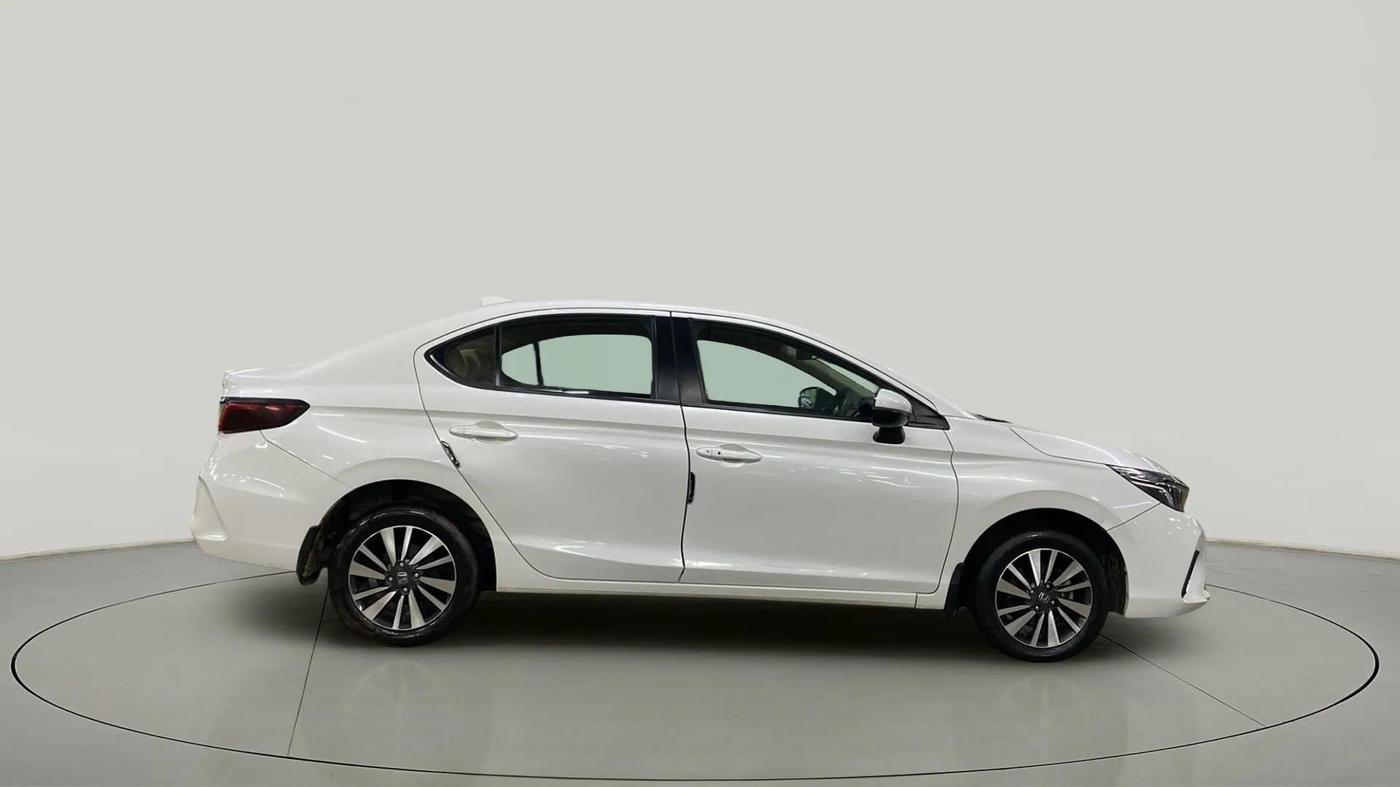 2024 Honda City 1.5L I-VTEC V, Petrol, Manual, 22,934 km, Right Side View