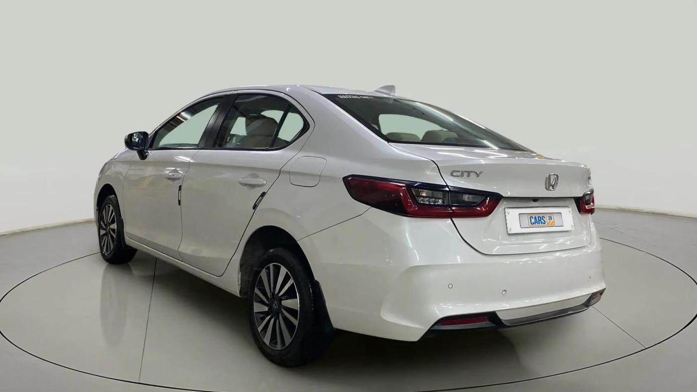 2024 Honda City 1.5L I-VTEC V, Petrol, Manual, 22,934 km, Left Back Diagonal