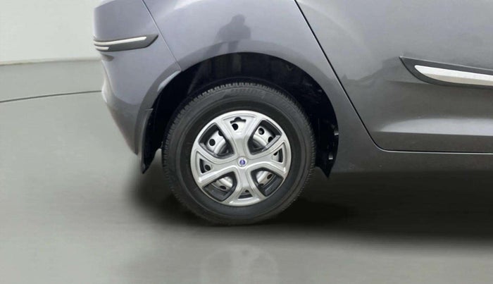 2021 Tata ALTROZ XE PLUS PETROL, Petrol, Manual, 8,725 km, Right Rear Wheel