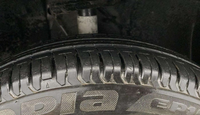 2021 Tata ALTROZ XE PLUS PETROL, Petrol, Manual, 8,725 km, Right Front Tyre Tread