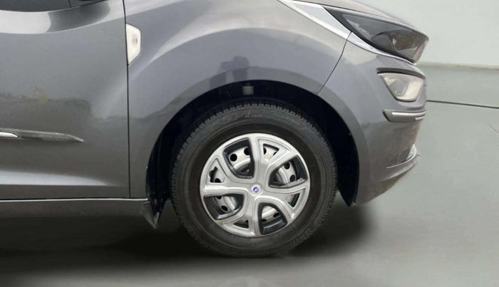 2021 Tata ALTROZ XE PLUS PETROL, Petrol, Manual, 8,725 km, Right Front Wheel