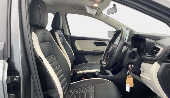 2021 Tata ALTROZ XE PLUS PETROL, Petrol, Manual, 8,725 km, Right Side Front Door Cabin