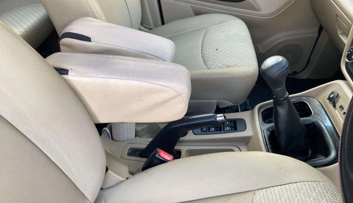 2022 Mahindra BOLERO NEO N10 R, Diesel, Manual, 53,480 km, Gear Lever