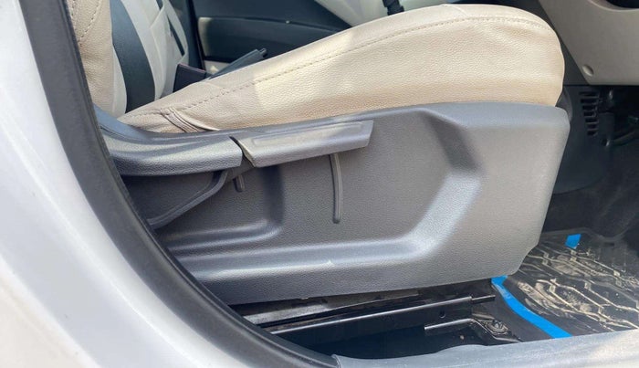 2024 Hyundai AURA S 1.2 CNG, CNG, Manual, 22,811 km, Driver Side Adjustment Panel