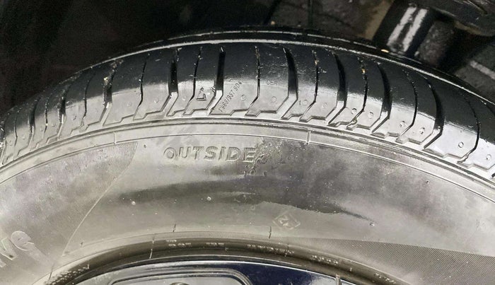 2022 Tata PUNCH ADVENTURE MT, Petrol, Manual, 21,157 km, Right Front Tyre Tread