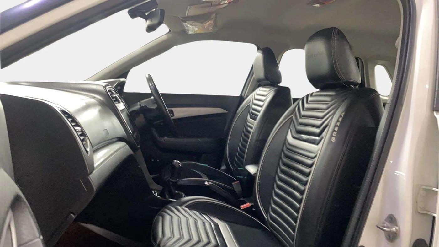2021 Maruti Vitara Brezza ZXI PLUS, Petrol, Manual, 40,309 km, Right Side Front Door Cabin