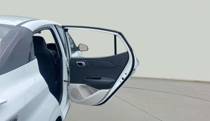 2021 Hyundai AURA SX 1.2, Petrol, Manual, 57,738 km, RHS Rear Door