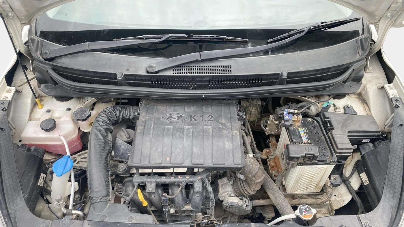 2021 Hyundai AURA SX 1.2, Petrol, Manual, 57,738 km, Engine View