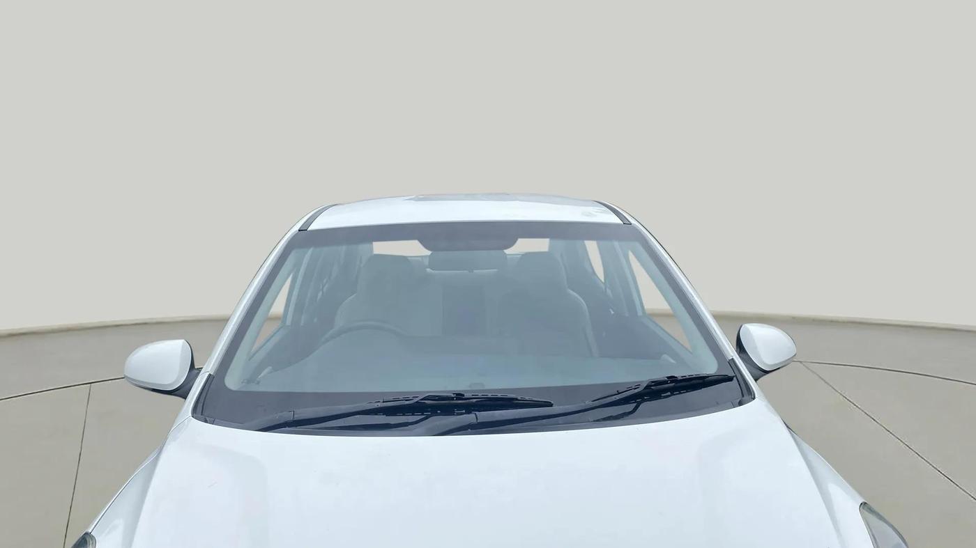 2021 Hyundai AURA SX 1.2, Petrol, Manual, 57,738 km, Front Windshield