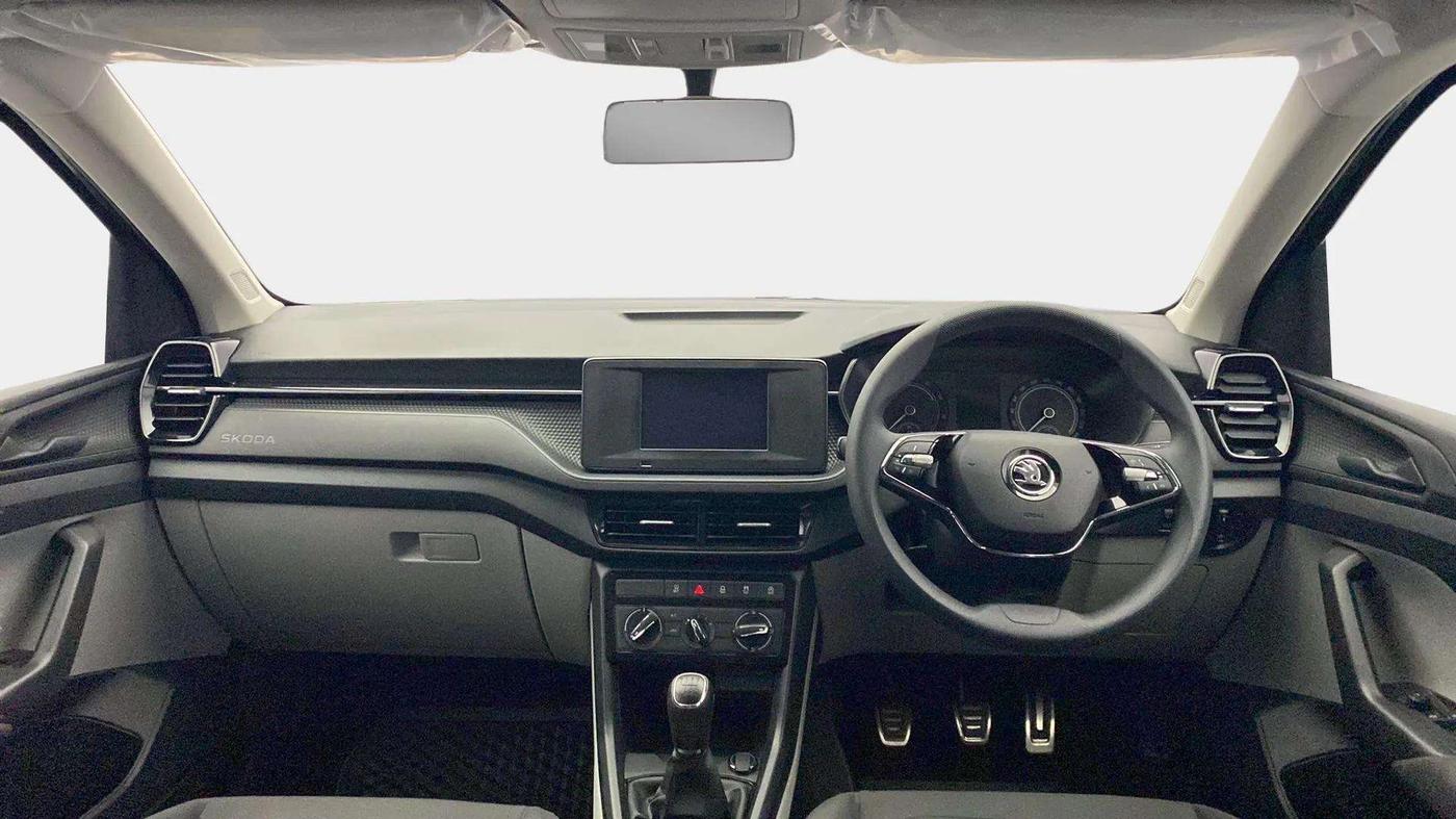 2024 Skoda KUSHAQ ACTIVE 1.0L TSI MT, Petrol, Manual, 7,367 km, Dashboard