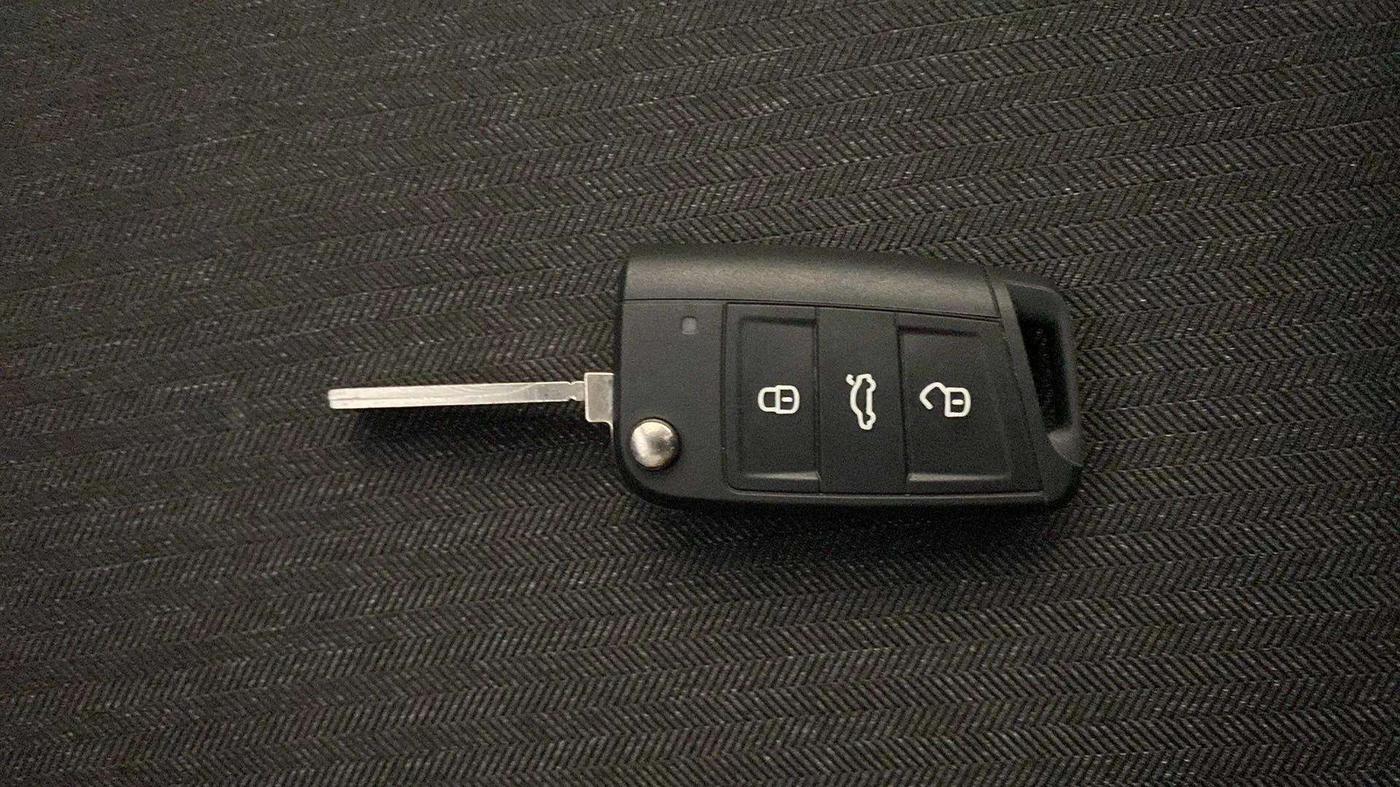 2024 Skoda KUSHAQ ACTIVE 1.0L TSI MT, Petrol, Manual, 7,367 km, Key Close Up