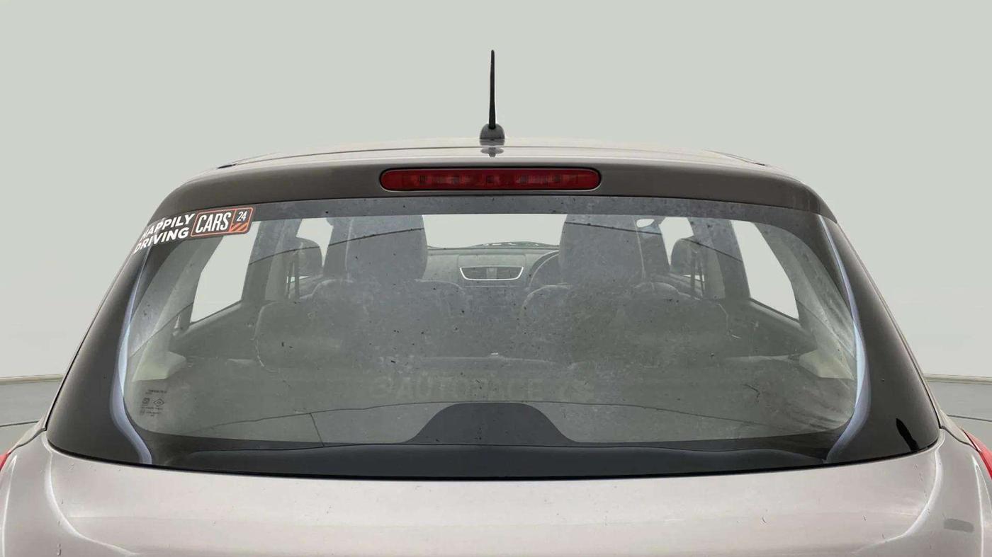 2017 Maruti Swift VXI, Petrol, Manual, 54,464 km, Rear Windshield