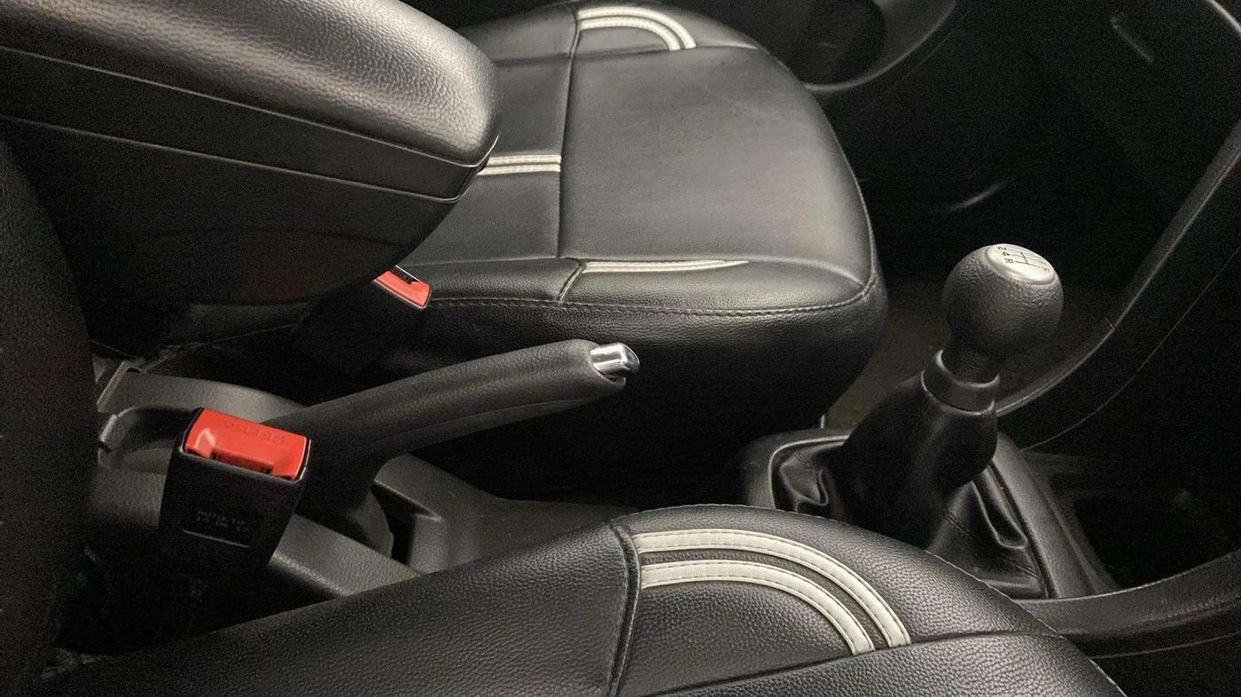 2017 Maruti Swift VXI, Petrol, Manual, 54,464 km, Gear Lever