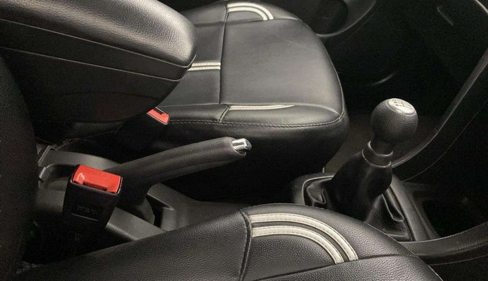 2017 Maruti Swift VXI, Petrol, Manual, 54,260 km, Gear Lever