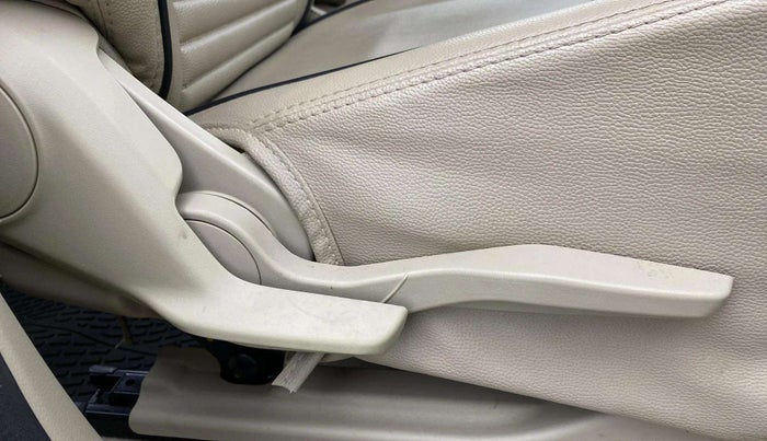2022 Maruti Dzire ZXI, Petrol, Manual, 20,894 km, Driver Side Adjustment Panel