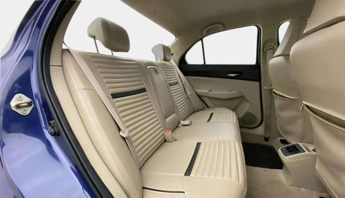 2022 Maruti Dzire ZXI, Petrol, Manual, 20,894 km, Right Side Rear Door Cabin