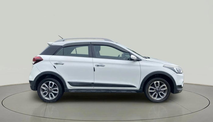 2016 Hyundai i20 Active 1.2 SX, Petrol, Manual, 61,102 km, Right Side View