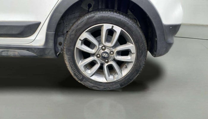 2016 Hyundai i20 Active 1.2 SX, Petrol, Manual, 61,102 km, Left Rear Wheel