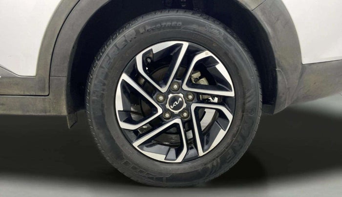 2023 KIA CARENS Luxury 1.5 Diesel iMT 7 STR, Diesel, Manual, 49,445 km, Left Rear Wheel