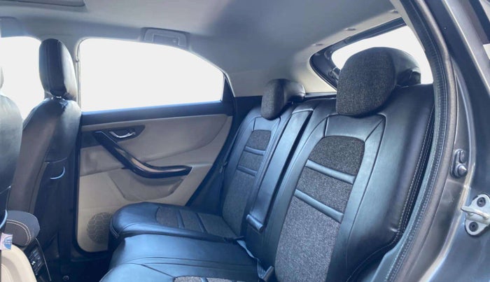 2020 Tata NEXON XZ PLUS (O) DIESEL, Diesel, Manual, 34,176 km, Right Side Rear Door Cabin