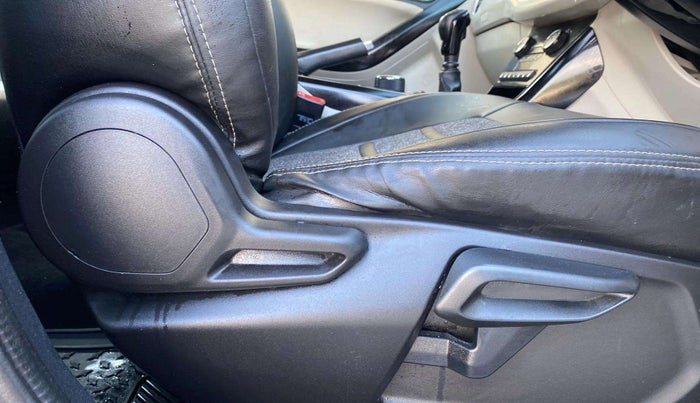 2020 Tata NEXON XZ PLUS (O) DIESEL, Diesel, Manual, 34,176 km, Driver Side Adjustment Panel