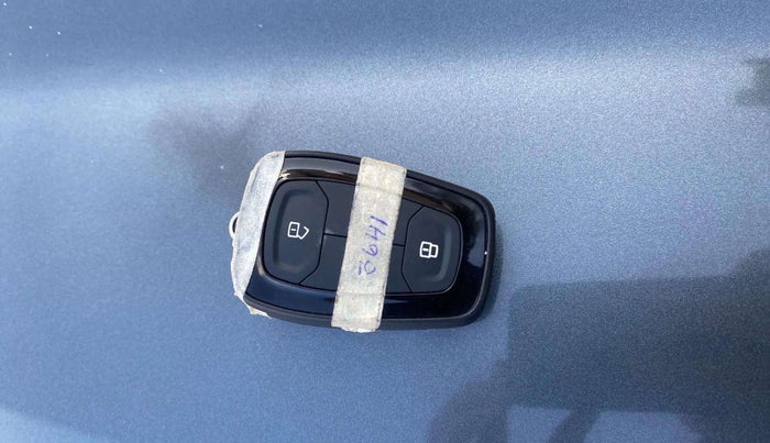 2020 Tata NEXON XZ PLUS (O) DIESEL, Diesel, Manual, 34,176 km, Key Close Up