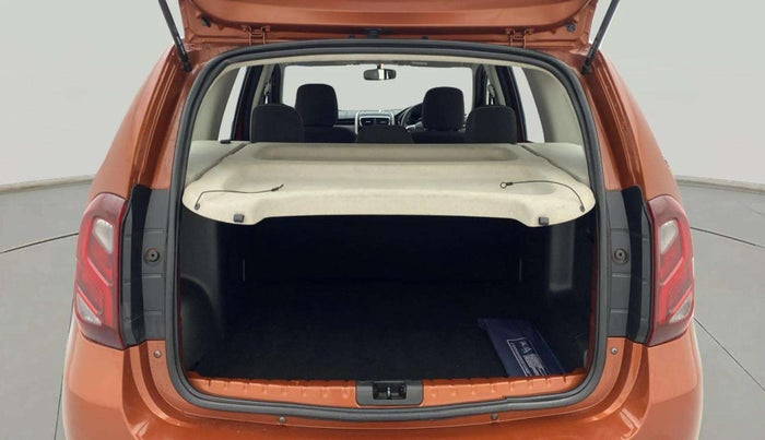 2020 Renault Duster RXS 1.5 PETROL MT, Petrol, Manual, 29,128 km, Boot Inside