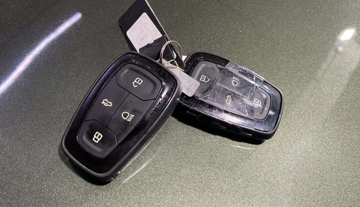 2022 Tata PUNCH ACCOMPLISHED AMT, Petrol, Automatic, 24,985 km, Key Close Up