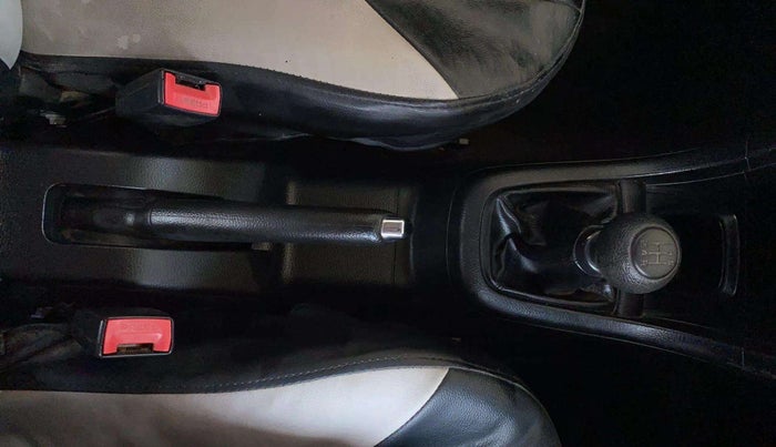 2012 Maruti Swift VXI, Petrol, Manual, 29,046 km, Gear Lever