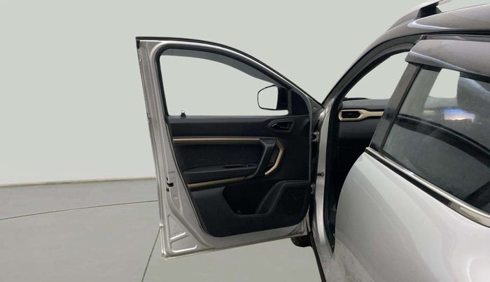 2022 Renault Kiger RXT AMT DUAL TONE, Petrol, Automatic, 22,355 km, LHS Front Door