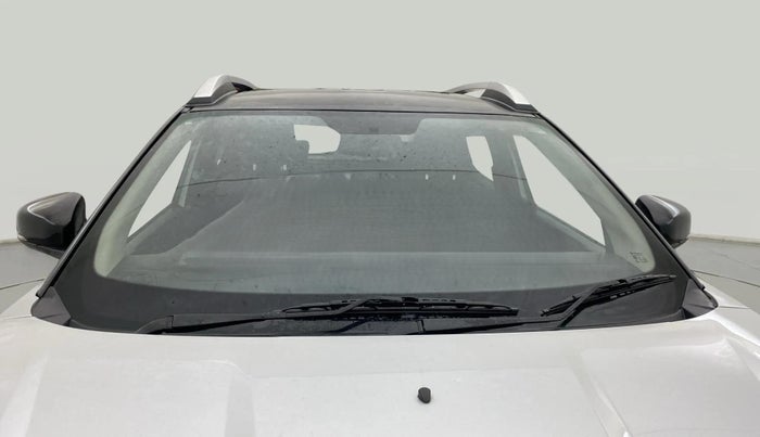 2022 Renault Kiger RXT AMT DUAL TONE, Petrol, Automatic, 22,355 km, Front Windshield