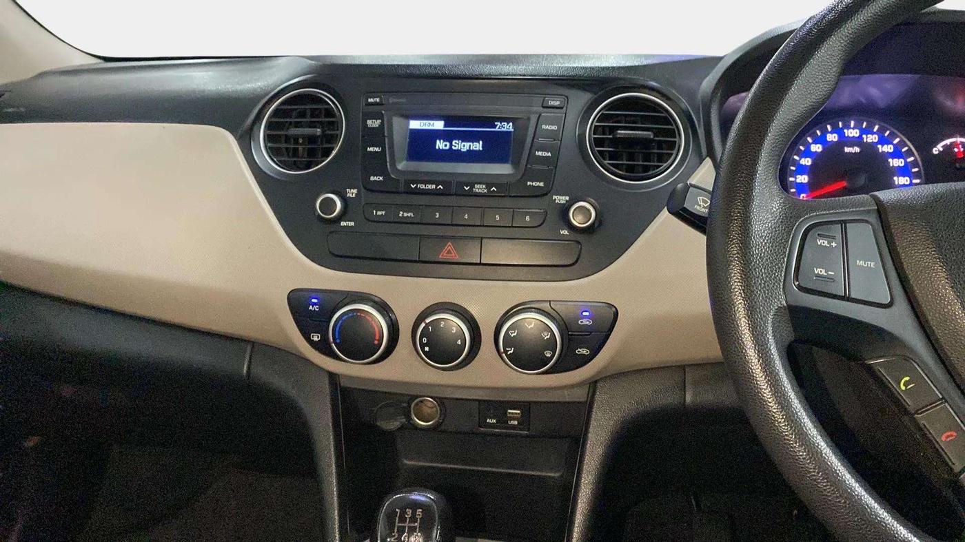 2019 Hyundai Xcent S 1.2, Petrol, Manual, 66,782 km, Air Conditioner