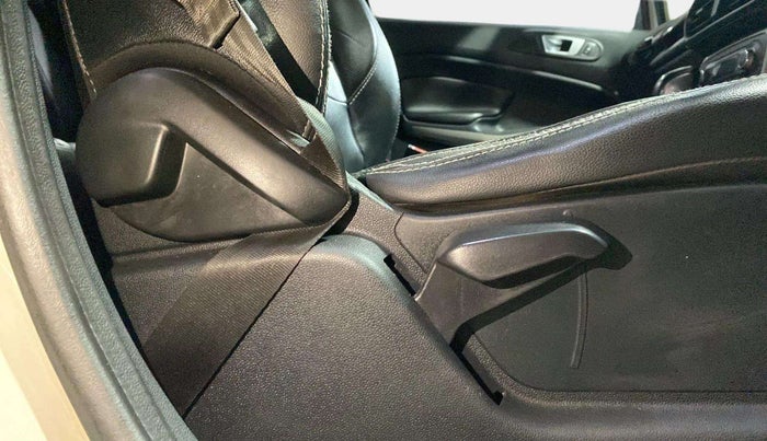2018 Ford Ecosport TITANIUM + 1.5L PETROL AT, Petrol, Automatic, 55,448 km, Driver Side Adjustment Panel
