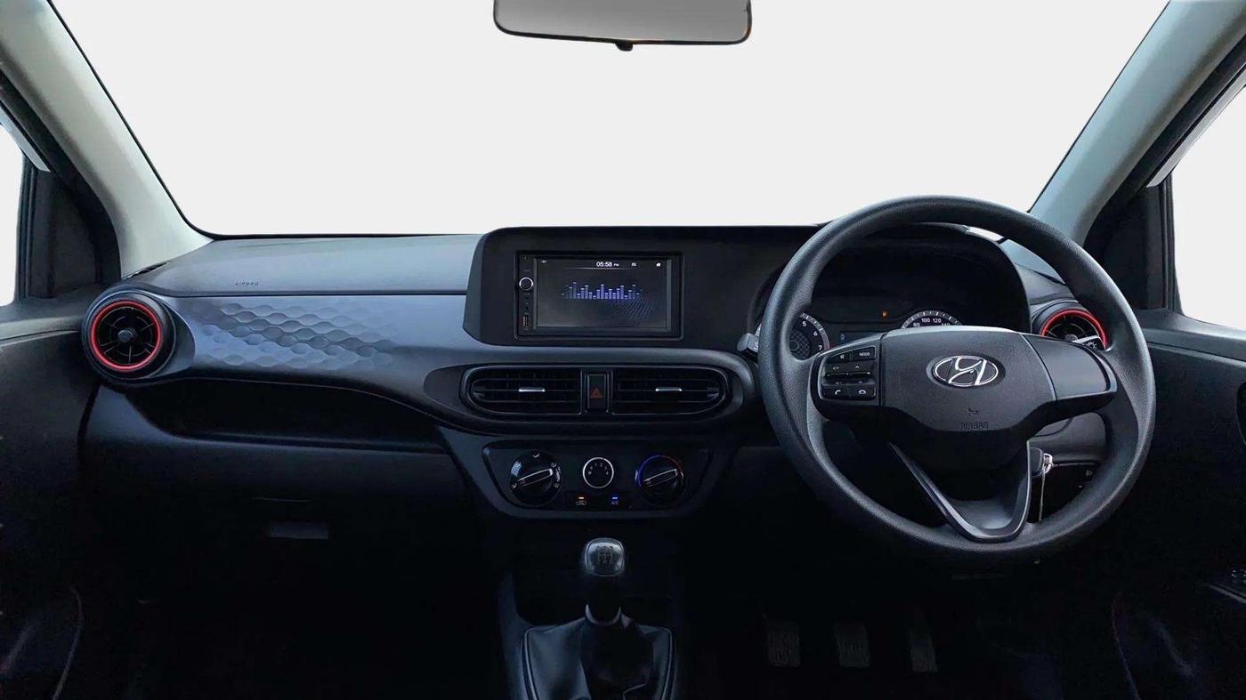 2022 Hyundai GRAND I10 NIOS MAGNA CORPORATE EDITION 1.2 KAPPA VTVT, Petrol, Manual, 21,269 km, Dashboard