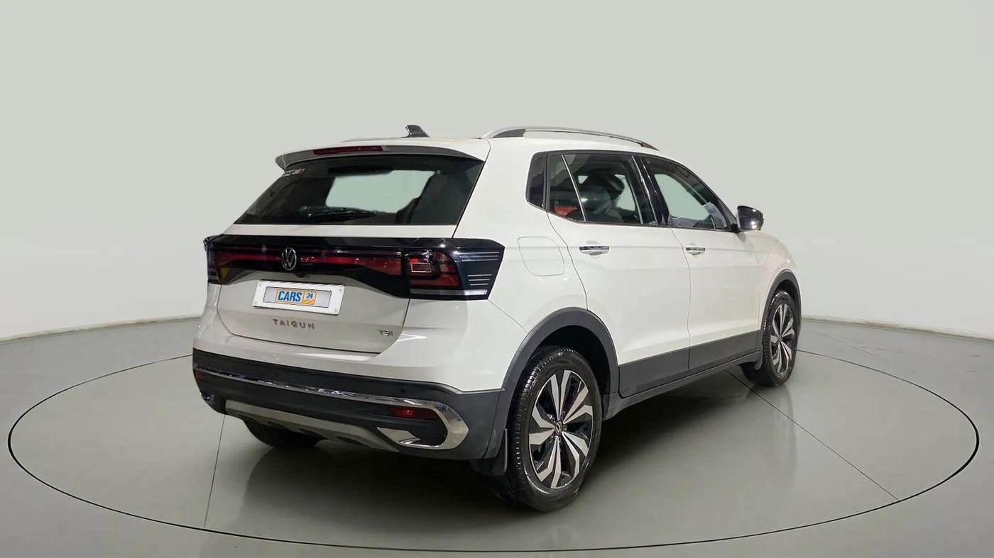 2022 Volkswagen TAIGUN TOPLINE 1.0 TSI MT, Petrol, Manual, 11,147 km, Right Back Diagonal
