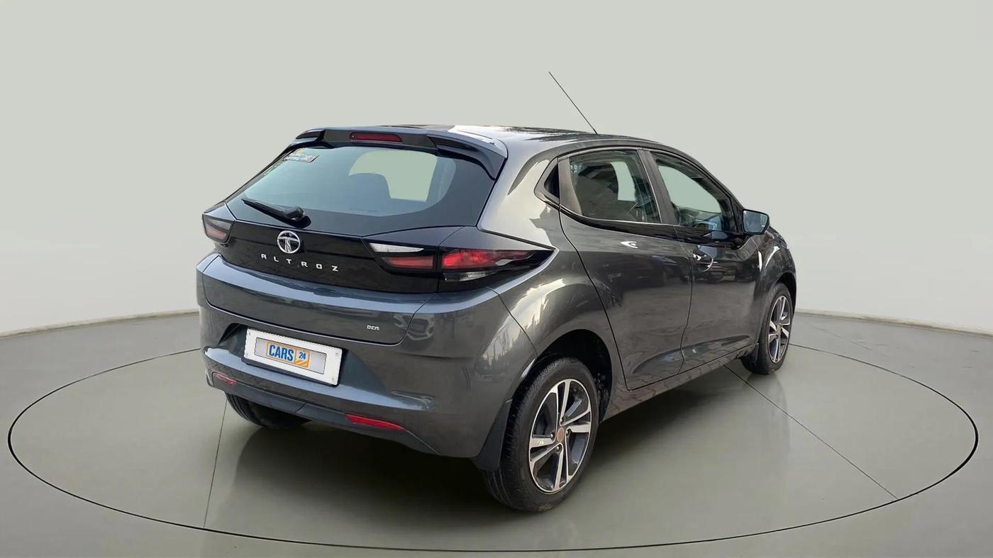 2022 Tata ALTROZ XZA, Petrol, Automatic, 30,709 km, Right Back Diagonal